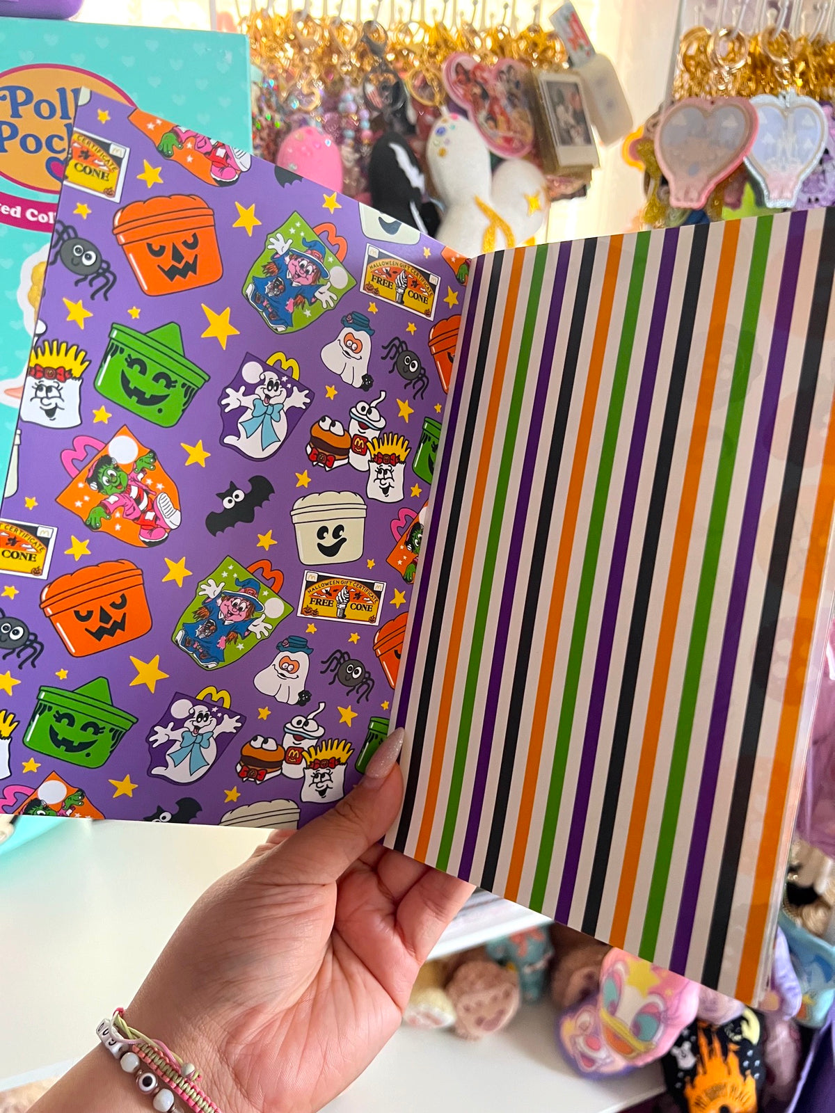 Vol.4 - Halloween Edition / Paper Booklet (LIMITED)