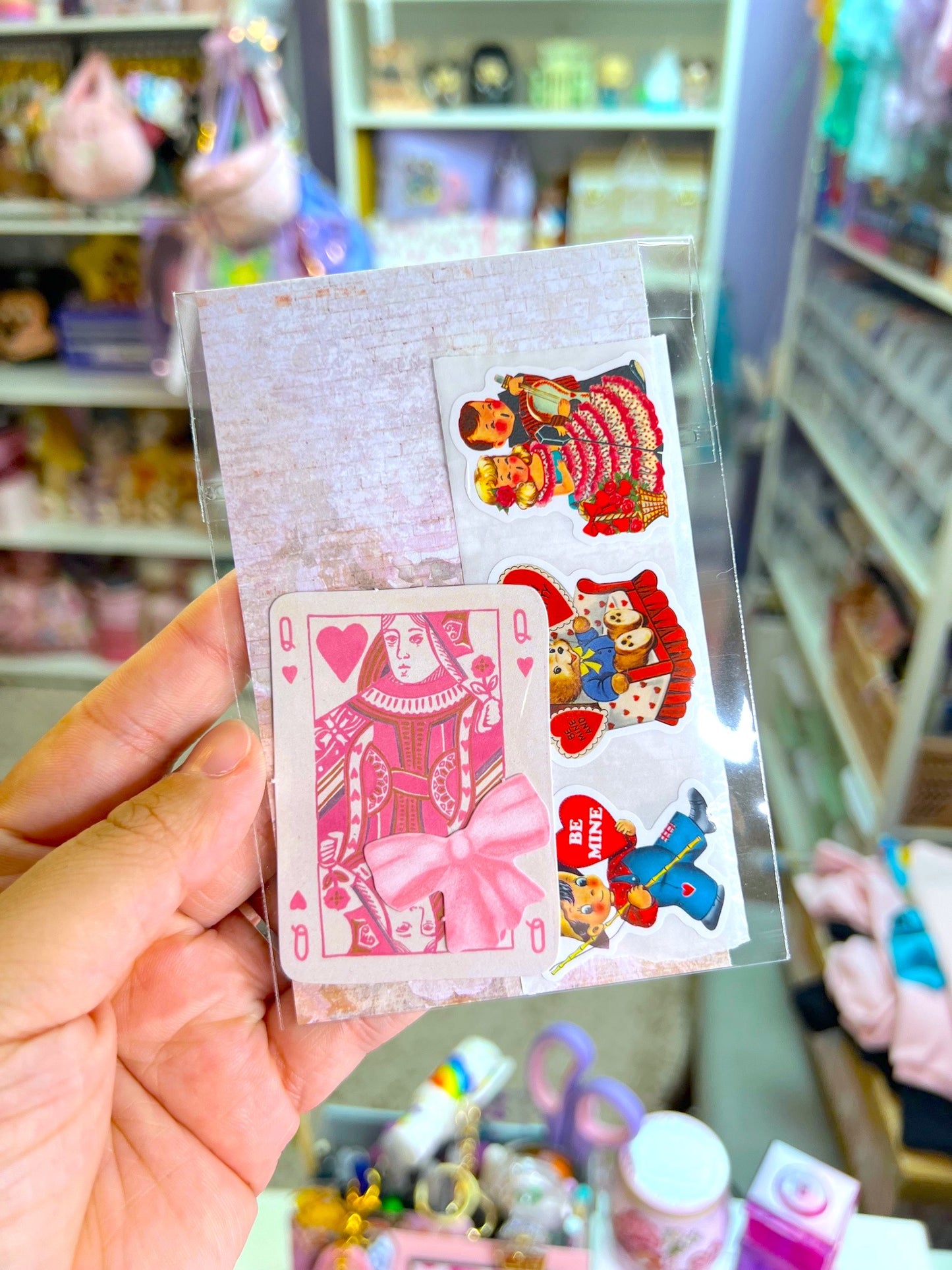 Vintage / MINI Scrap Pack (Limit ONE FREE PACK Per Day)